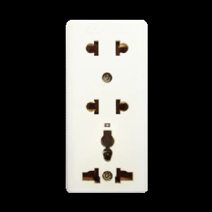 Ổ cắm E15